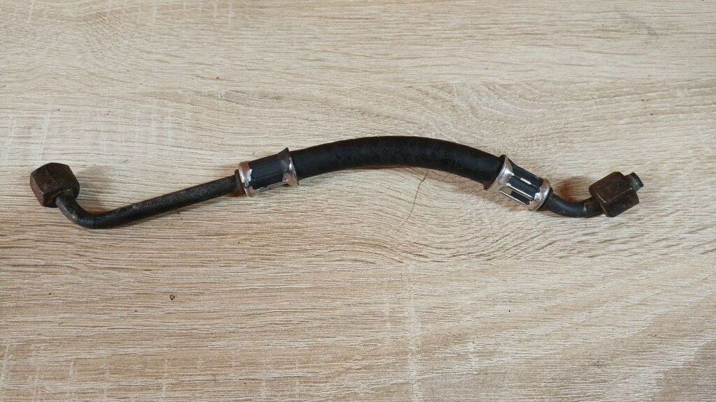 трубка топливная б/у \ резин. 4/250 - 1